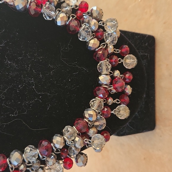 Vintage Elegant Silver and Red Beaded Necklace - Picture 2 of 4